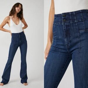 We The Free People Jayde Flare Jeans High Waisted Stretch, Size 29